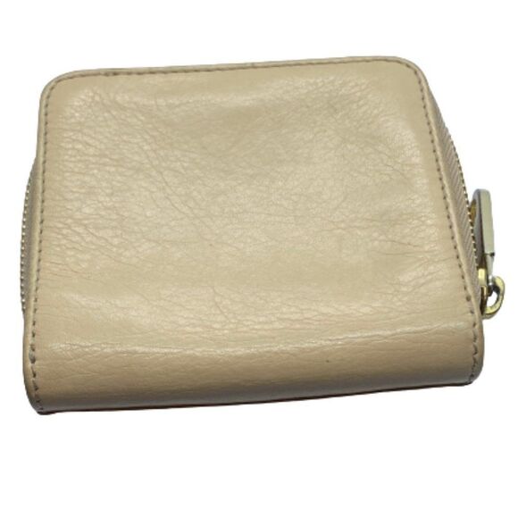 Chloe Beige Leather Small Designer Wallet w/ Box, Dust Bag & Authenticity Card - Picture 2 of 14